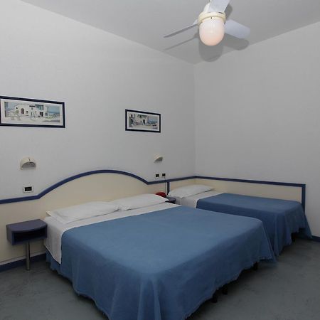 Hotel Santa Maria Червия Екстериор снимка